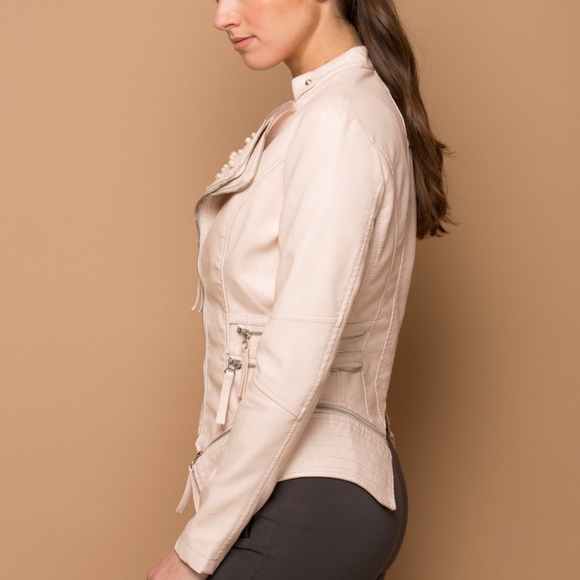 CHIC DOLLZ Vegan Leather Jacket - Picture 3 of 4